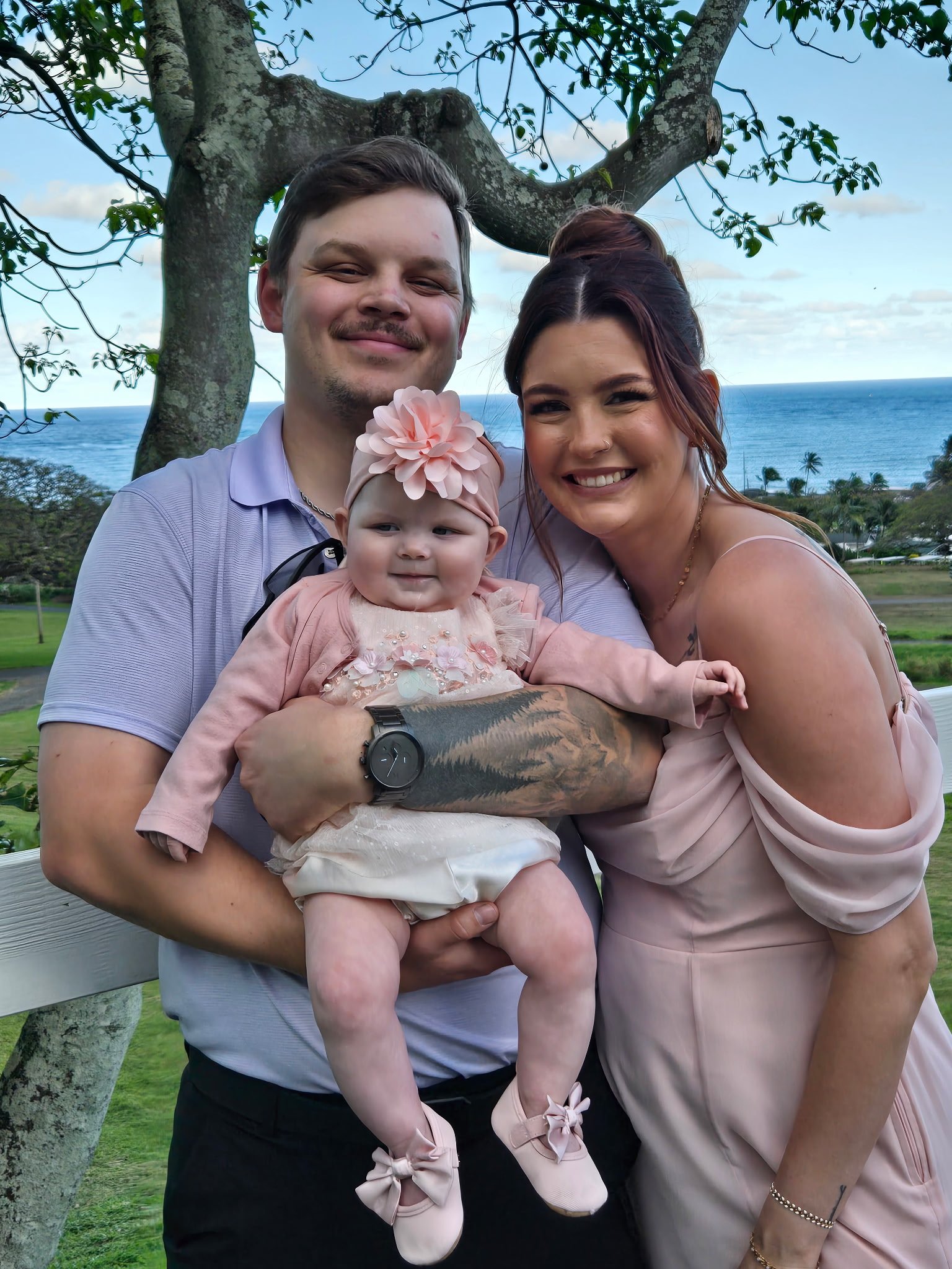 Ariel and Kinsley in Hawaii